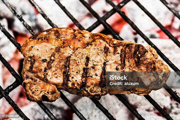 Gegrilltes Rindfleisch Steak Stockfoto und mehr Bilder von Fleisch - Fleisch, Fotografie, Garkochen