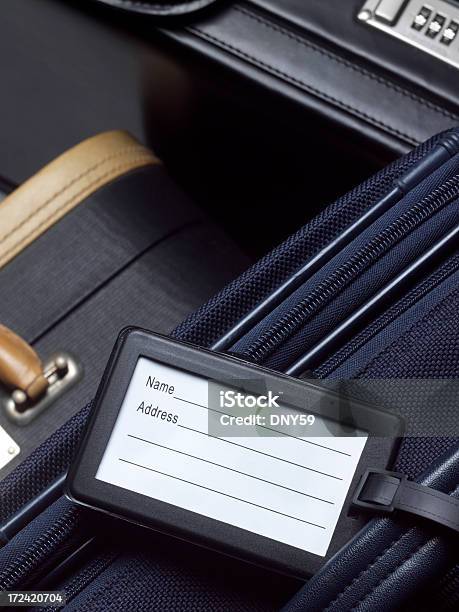 Foto de Luggage Tag Em Branco De Grupo De Bagagem e mais fotos de stock de Etiqueta - Mensagem - Etiqueta - Mensagem, Viagem, Bagagem