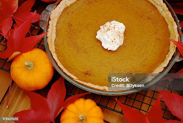 Thanksgivingdessert Stockfoto und mehr Bilder von Backen - Backen, Blatt - Pflanzenbestandteile, Dessert