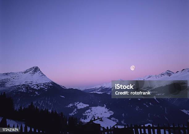 Alpi Dimensioni Immagine Xxl - Fotografie stock e altre immagini di Alpi - Alpi, Ambientazione esterna, Ambientazione tranquilla