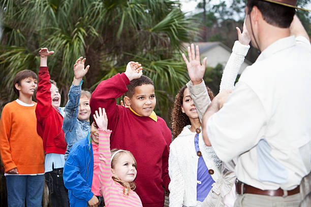 istock Children on field trip 172421748
