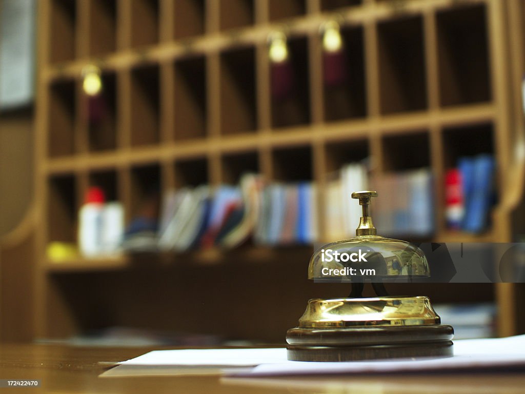 Della Reception Bell - Foto stock royalty-free di Fattorino d'albergo