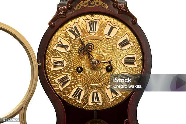 Reloj De Oro Foto de stock y más banco de imágenes de Aguja de Reloj - Aguja de Reloj, Antigualla, Antiguo