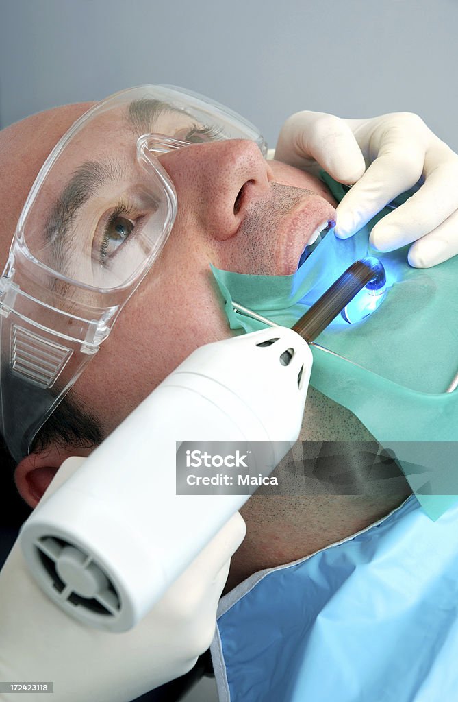 En el dentista - Foto de stock de Cirugía libre de derechos