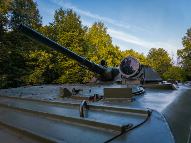 istock Cannon barrel of the tank tower 1724232451