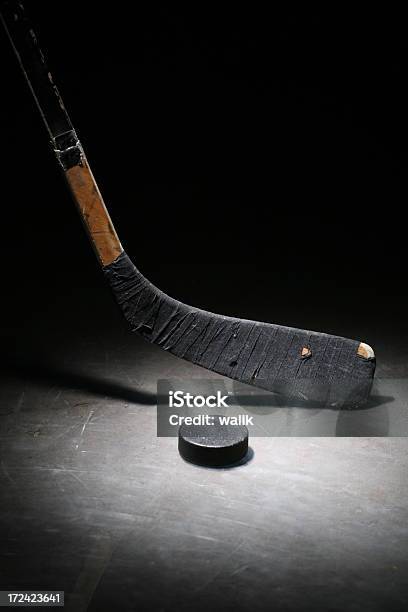 Hockeyschläger Puck Stockfoto und mehr Bilder von Eishockey Schläger - Eishockey Schläger, Eishockey, Puck