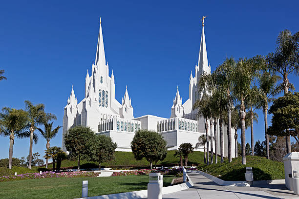 istock Temple in La Jolla, California 172424685
