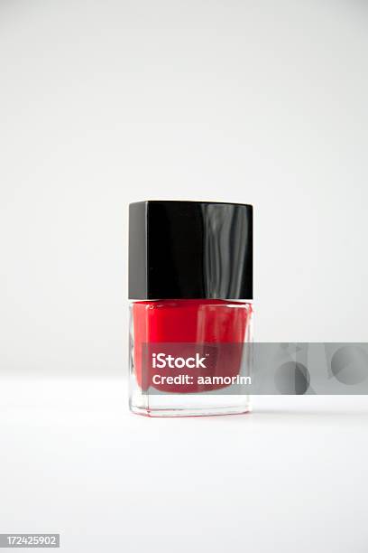 Roten Nagellack Stockfoto und mehr Bilder von Einzelner Gegenstand - Einzelner Gegenstand, Emaille, Farbbild