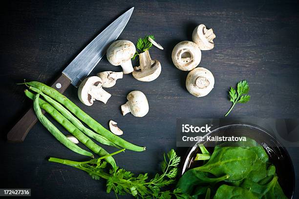 Photo libre de droit de Légumes Frais banque d'images et plus d'images libres de droit de Champignon - Champignon, Champignon comestible, Persil