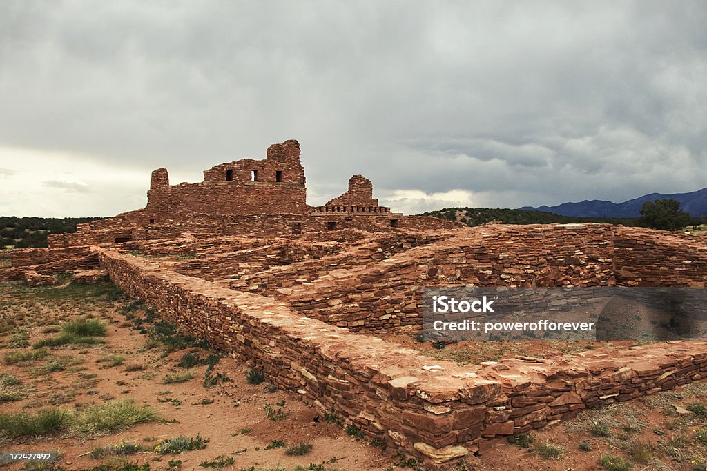 Руины Abo-Salinas Пуэбло миссий Национальный Памятник - Стоковые фото Salinas National Monument роялти-фри