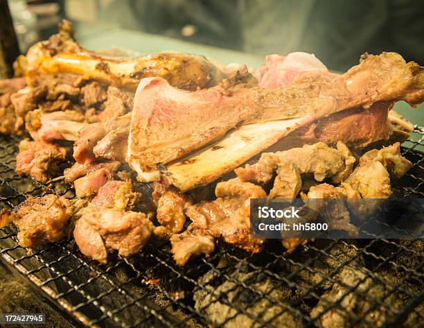 Griglia Per Barbecue - Fotografie stock e altre immagini di Alla griglia - Alla griglia, Arrosto - Cibo cotto, Arrosto - Portata principale