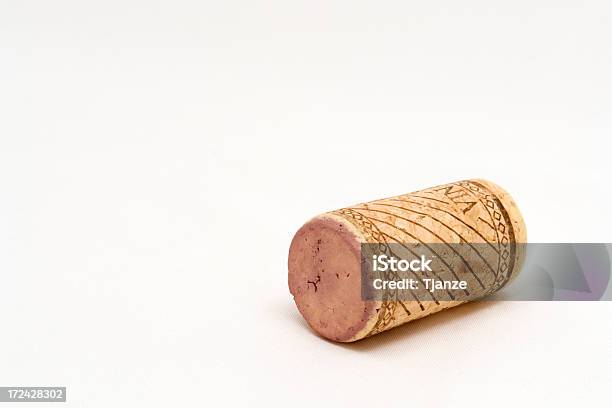 Cork - Fotografias de stock e mais imagens de Rolha - Rolha, Vinho, Manchado - Sujo