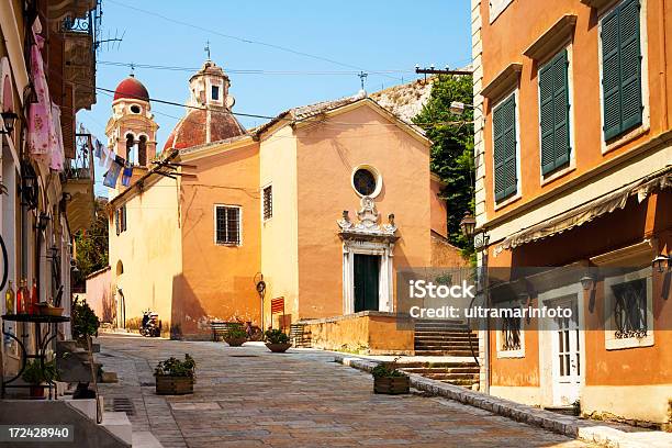 Corfu Town - zdjęcia stockowe i więcej obrazów Architektura - Architektura, Bez ludzi, Budynek z zewnątrz