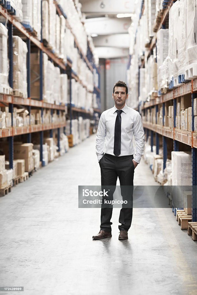 Un maestro en su lugar de trabajo - Foto de stock de Adulto libre de derechos