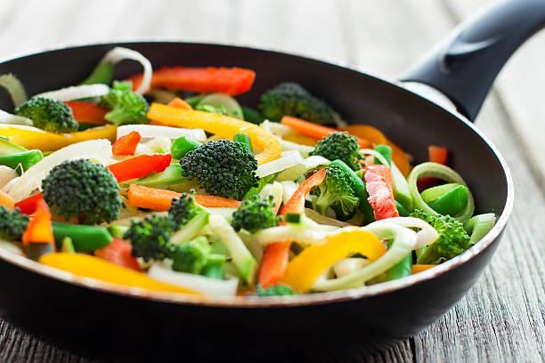 istock Vegetable Stir Fry 172429612