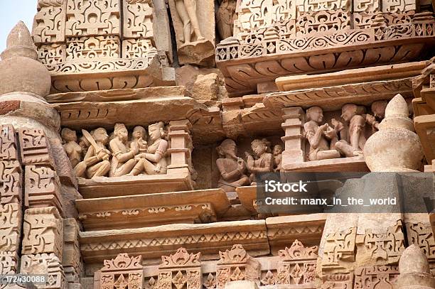 Parsvanath Jain Tempio Di Vishwanath - Fotografie stock e altre immagini di Apsara - Apsara, Architettura, Arenaria - Roccia sedimentaria