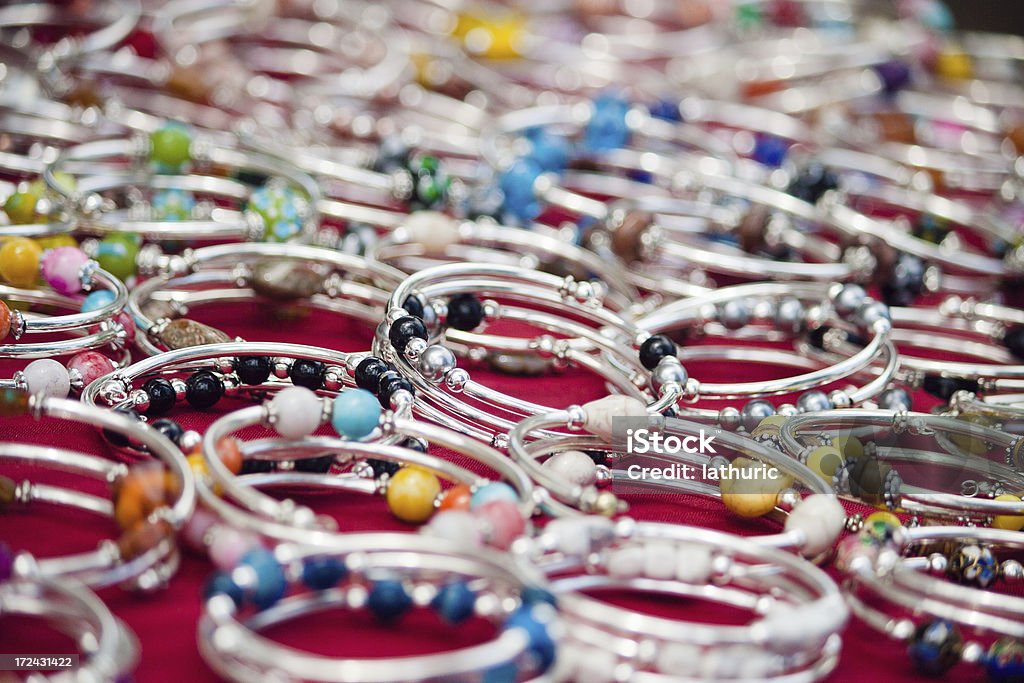 Esferas colorido bangles para venda - Royalty-free Acessório Foto de stock