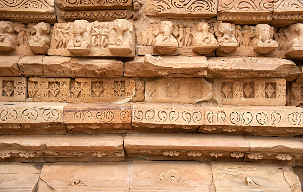 parsvanath jain-tempel in khajuraho - parsvanath stock-fotos und bilder