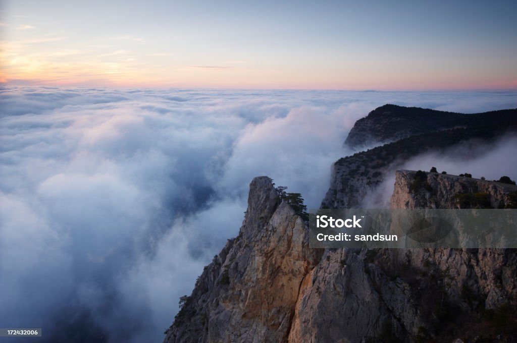 Rocas en la nube - Foto de stock de Abeto libre de derechos