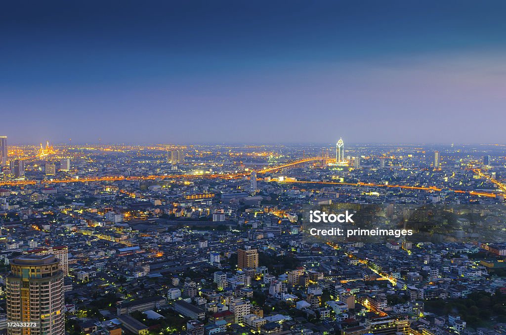 パノラマに広がる眺めをもつ都会の景観、バンコク（タイ） - アジアおよびインド民族のロイヤリティフリーストックフォト