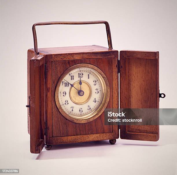 Antiguo Reloj Foto de stock y más banco de imágenes de 1970-1979 - 1970-1979, Abierto, Anticuado