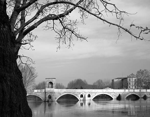 otomana puente edirne - edirne bridge reflection sea passage fotografías e imágenes de stock