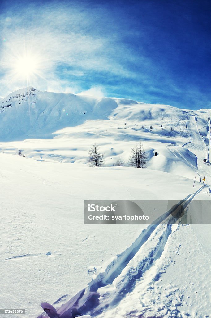 Os Alpes Italianos no inverno - Foto de stock de Alpes europeus royalty-free