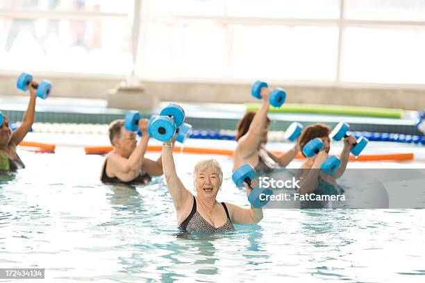 Foto de Aqua Fit Hidroginástica e mais fotos de stock de Aeróbica Aquática - Aeróbica Aquática, Terceira idade, Piscina