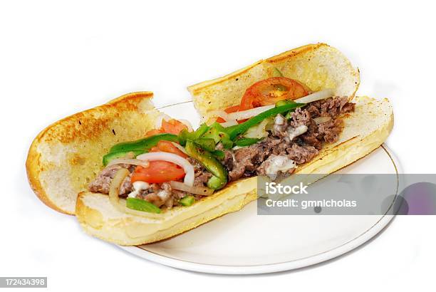 Cheesesteak — стоковые фотографии и другие картинки Сандвич большого размера с холодным мясом и перцем - Сандвич большого размера с холодным мясом и перцем, Сырный стейк, Филадельфия - Пенсильвания