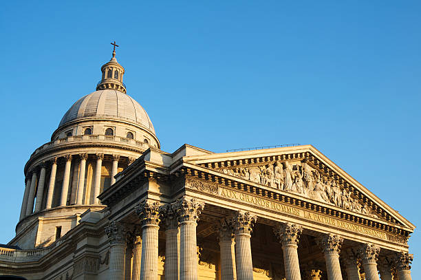 pantheon париж купол арка педимент и колонн - pantheon paris paris france france europe стоковые фото и изображения