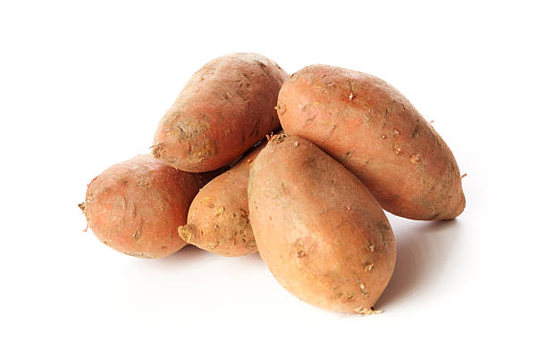 istock Sweet Potatoes Yam Isolated on White Background 172435024