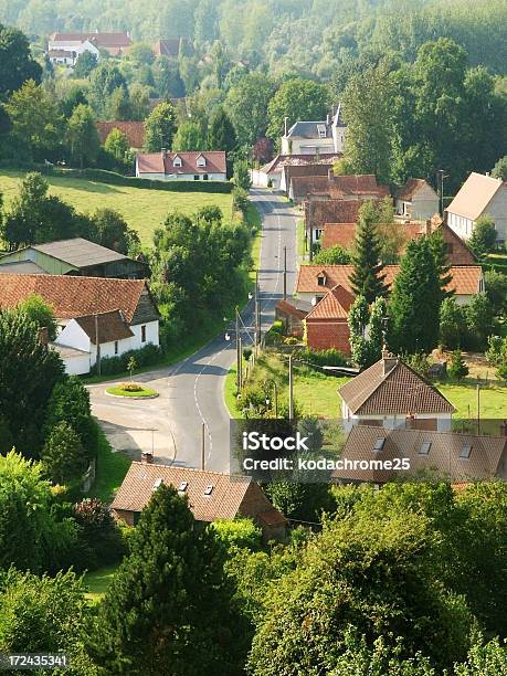 Wieś - zdjęcia stockowe i więcej obrazów Aisne - Aisne, Wieś, Budowla mieszkaniowa