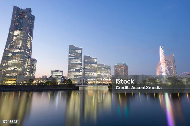 Yokohama Foto de stock y más banco de imágenes de Agua - Agua, Aire libre, Alto - Descripción física