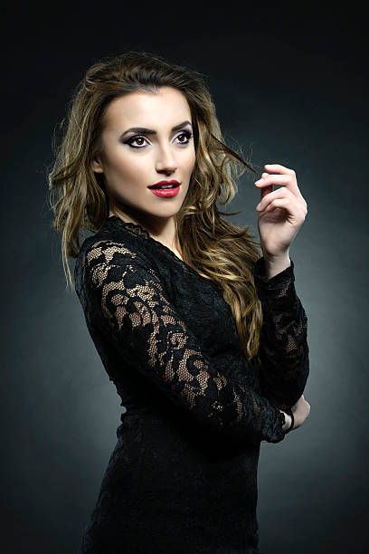 istock fashion woman 172436376