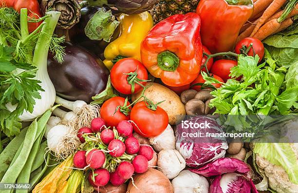 Photo libre de droit de Mélange De Légumes Frais banque d'images et plus d'images libres de droit de Ail - Légume à bulbe - Ail - Légume à bulbe, Aliment, Aliment cru