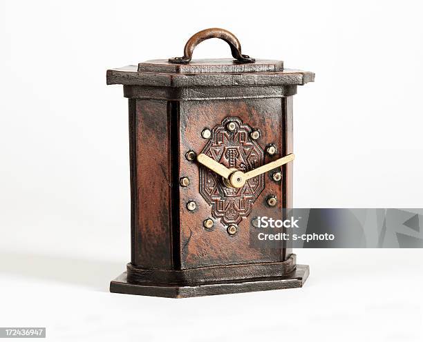Foto de Relógio Antigo e mais fotos de stock de Antiguidade - Antiguidade, Fundo Branco, Relógio