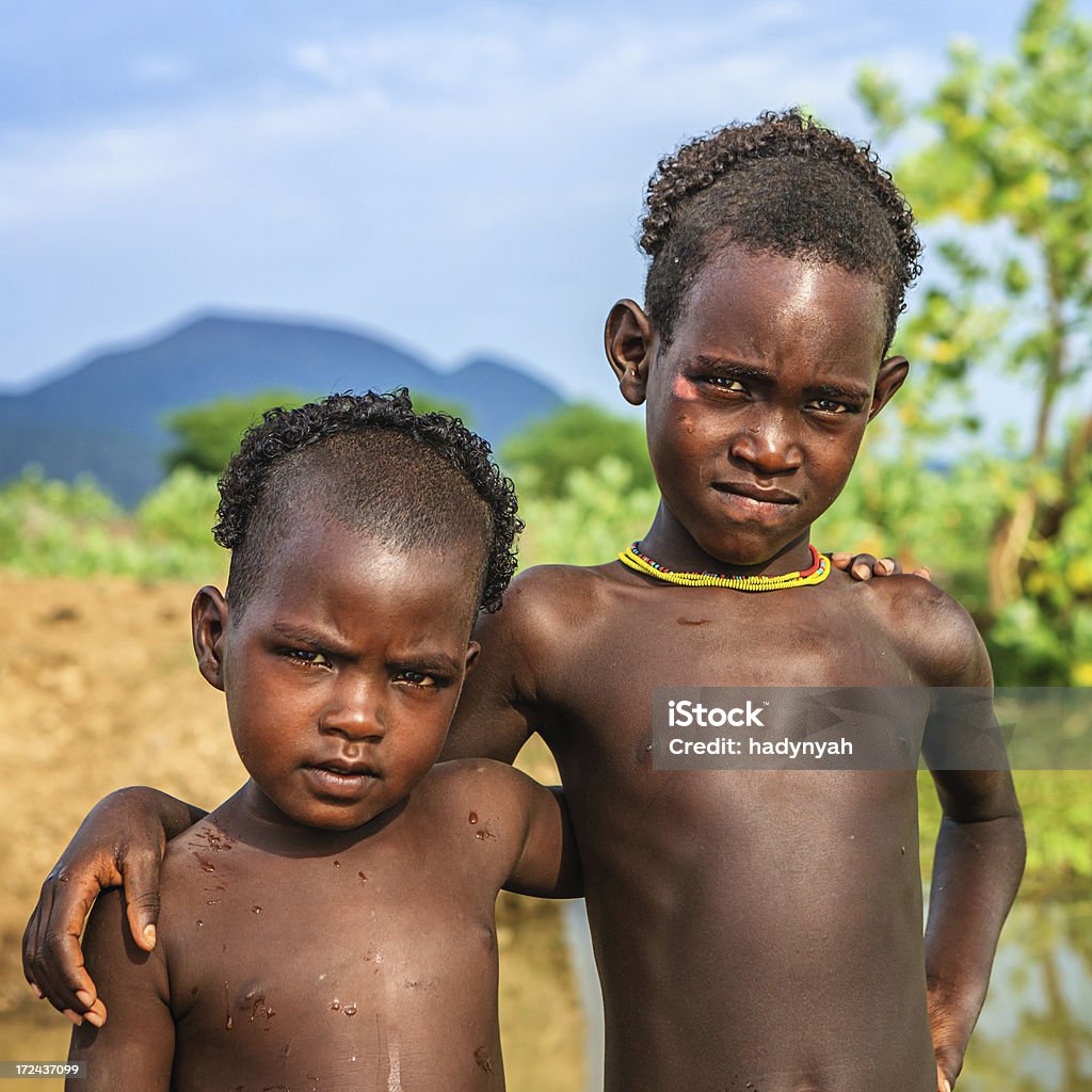 мальчики tribes Два Мальчики С Samai Tribe Эфиопия Африка — стоковые фотографии и другие картинки Omo Valley - Omo Valley, Аборигенная культура, Африка - iStock
