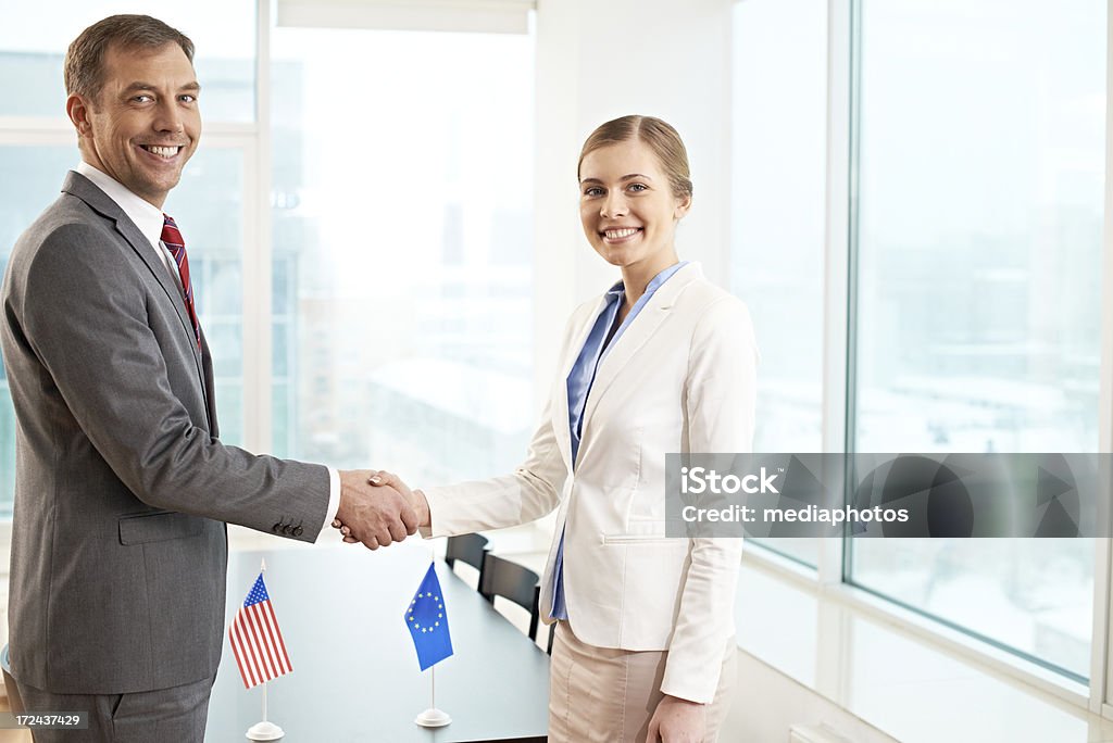 Nähte ein deal - Lizenzfrei Blick in die Kamera Stock-Foto