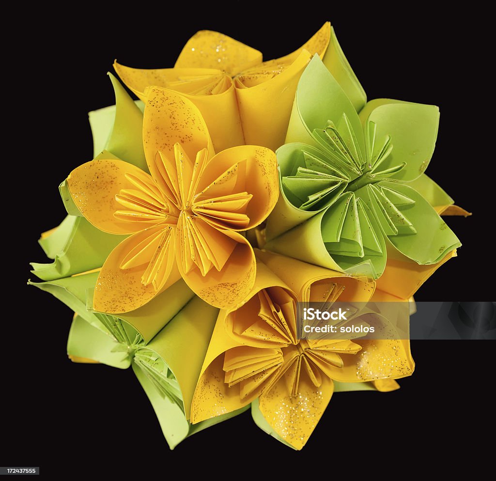 Libro Verde y amarillo kusudama - Foto de stock de Abstracto libre de derechos