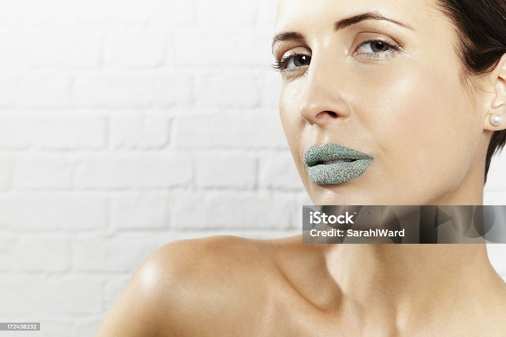 Hübsche junge weibliche model mit kreativen Lippen-Make-up - Lizenzfrei Attraktive Frau Stock-Foto