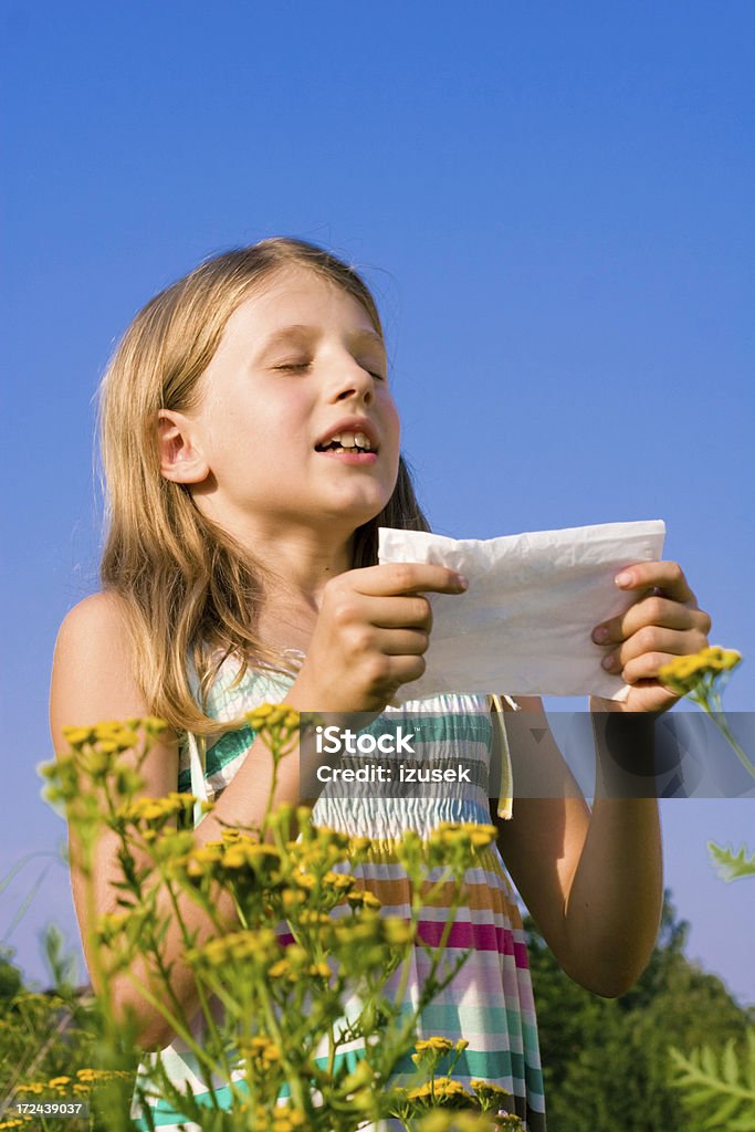 Allergy temporada - Foto de stock de Adolescentes Meninas royalty-free