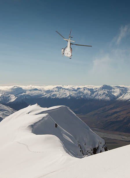 helicopter for heli-skiing, wanaka, new zealand - heliskiing bildbanksfoton och bilder
