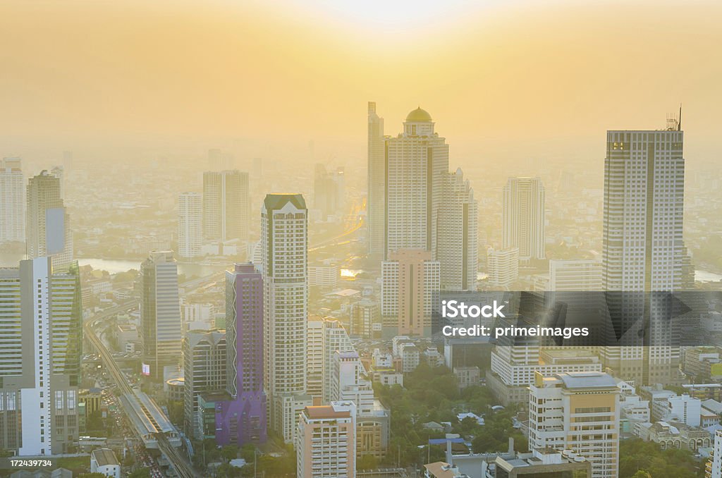 Vista panoramica del paesaggio urbano di Bangkok Tailandia - Foto stock royalty-free di A forma di blocco
