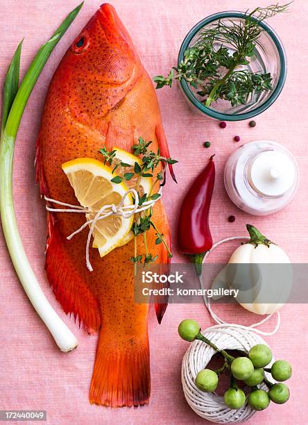 Foto de Composição De Peixe e mais fotos de stock de Alimentação Saudável - Alimentação Saudável, Almoço, Amarelo