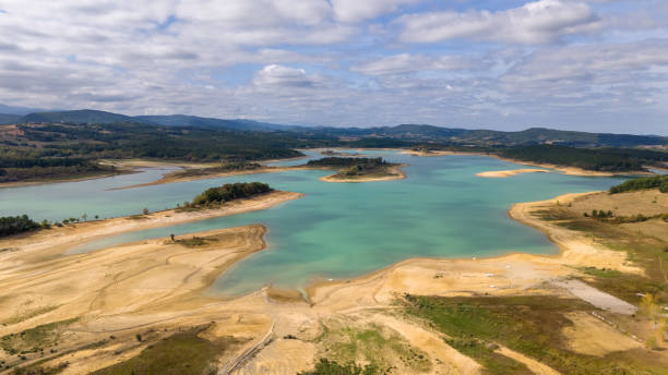 istock Lac Montbel in France 1724404128