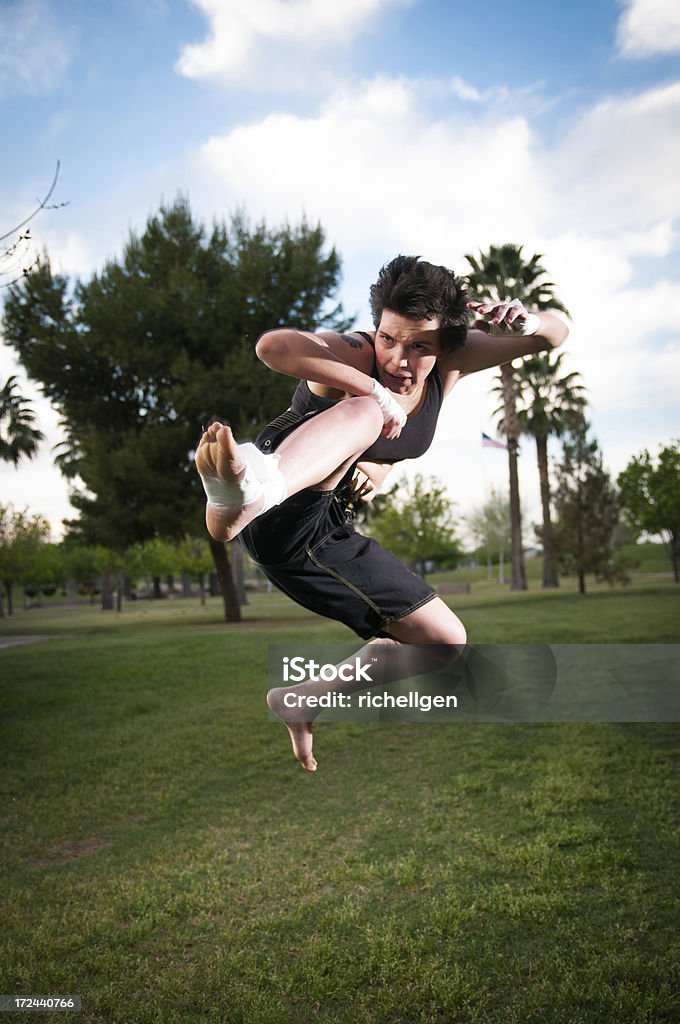 kickboxer mujer - Foto de stock de Actividad móvil general libre de derechos