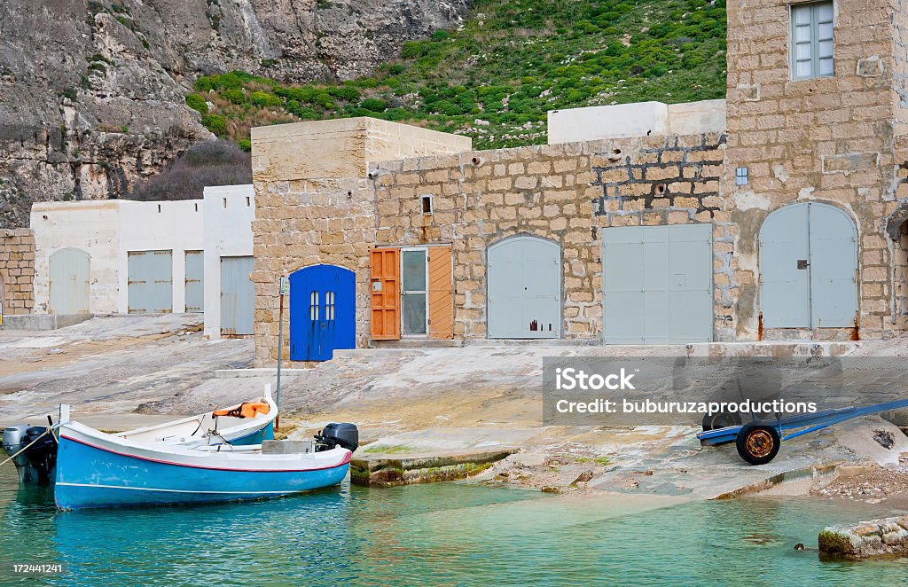 Barco casas en Malta - Foto de stock de Agua libre de derechos