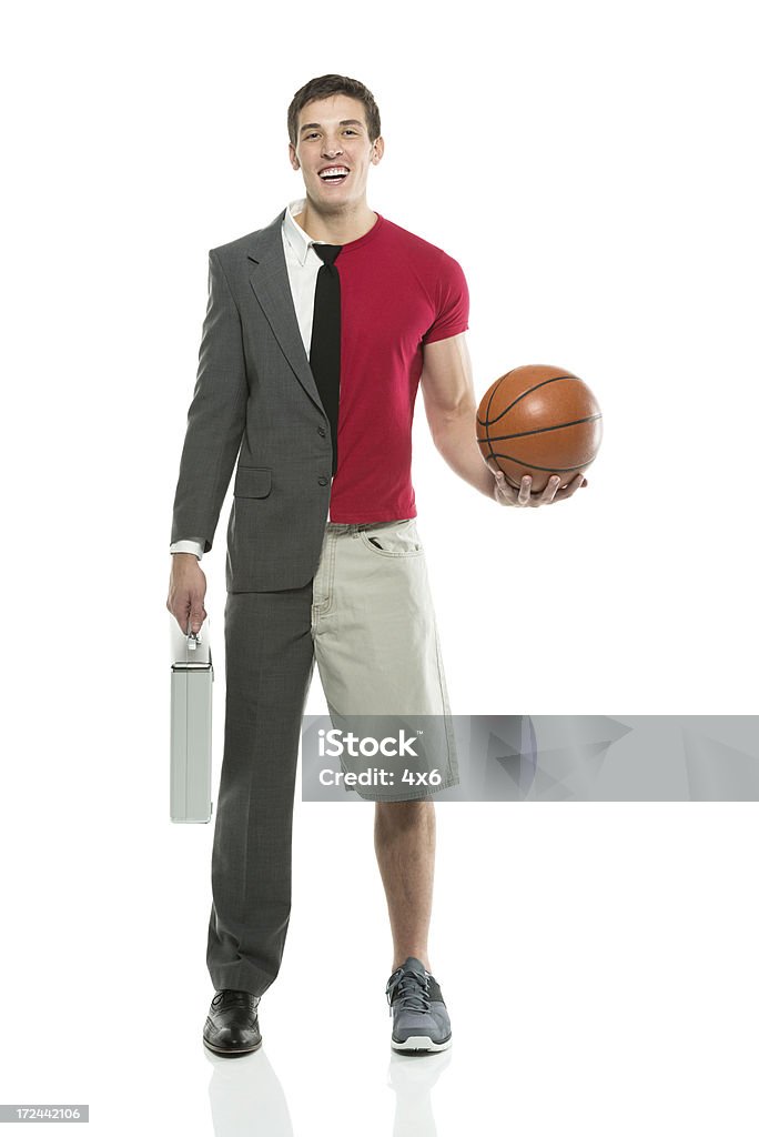 Dividir personalidade homem com Pasta executiva e de basquetebol - Royalty-free Corte Transversal Foto de stock