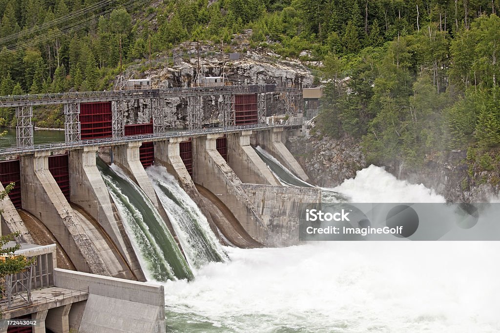 Presa de energía hidroeléctrica - Foto de stock de Columbia Británica libre de derechos