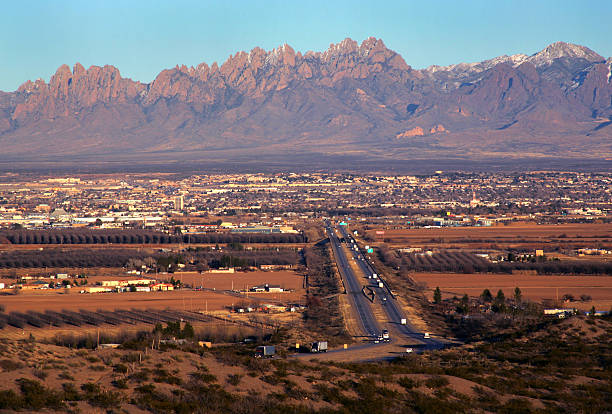 las cruces - las cruces new mexico desert truck foto e immagini stock